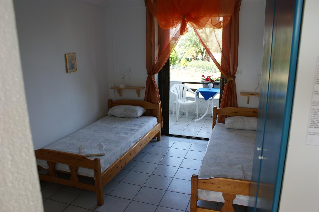 Villa Iris Studios Ormos Panagias Bagian luar foto